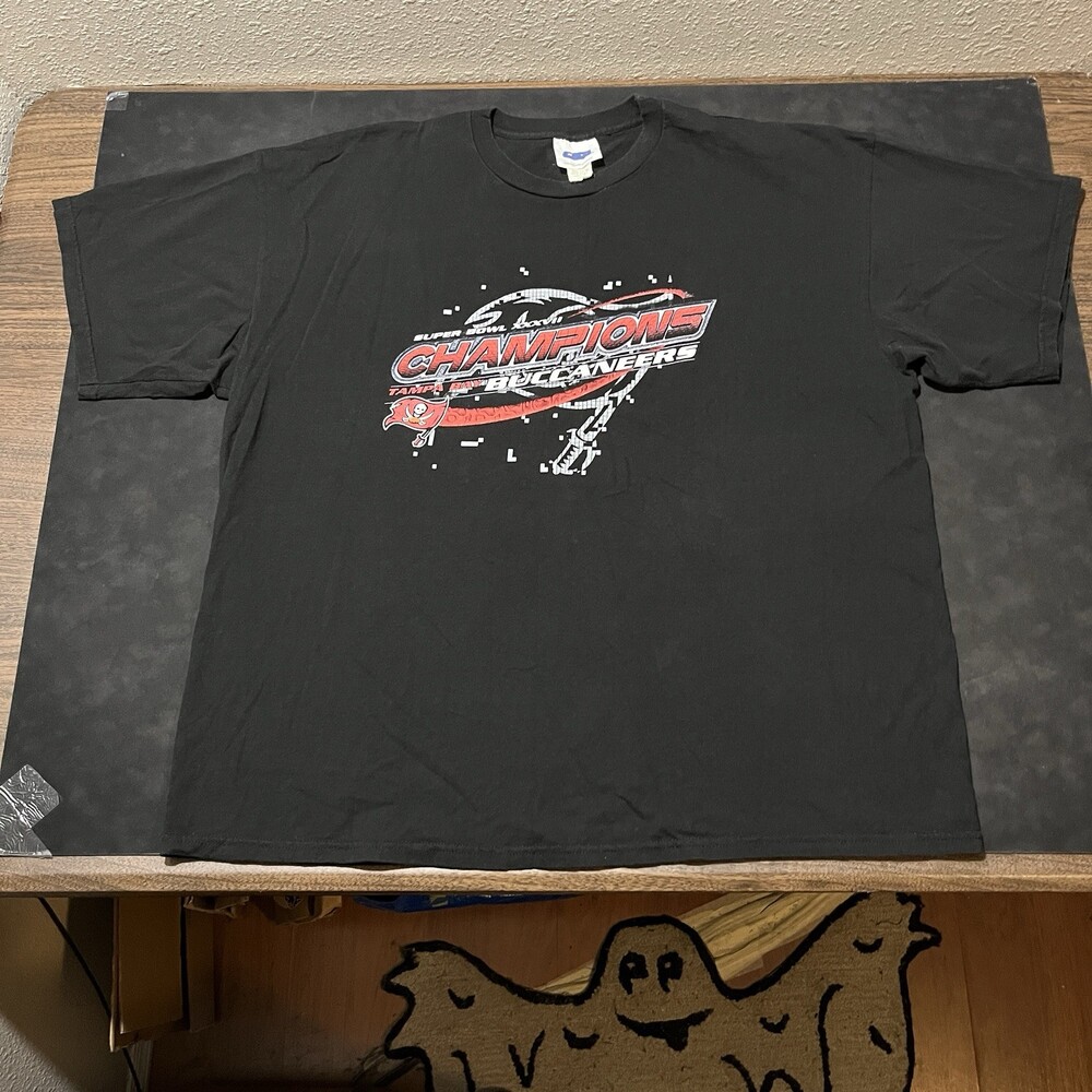 Tampa Bay Buccaneers Football Vintage Shirt Pewter Red Stripe Super Bowl Y2K